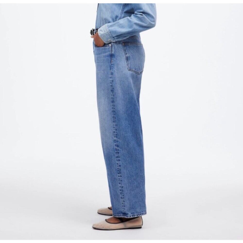 Madewell The Curvy Darted Barrel-Leg Jean Wide Leg Low Slung Blue Denim size 28 - Picture 2 of 10